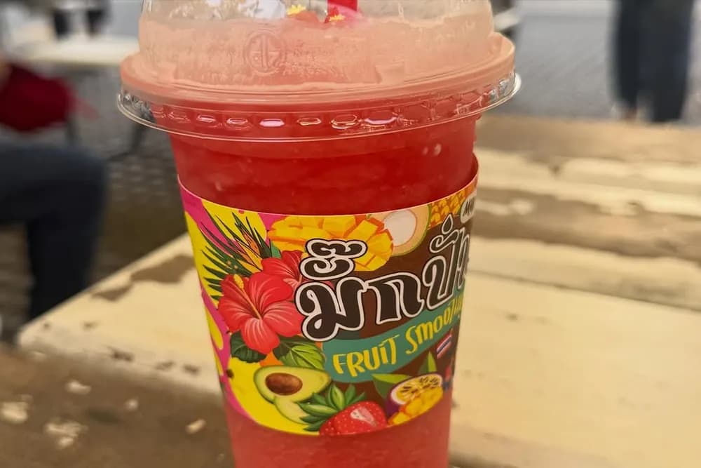 タイのフルーツスムージー